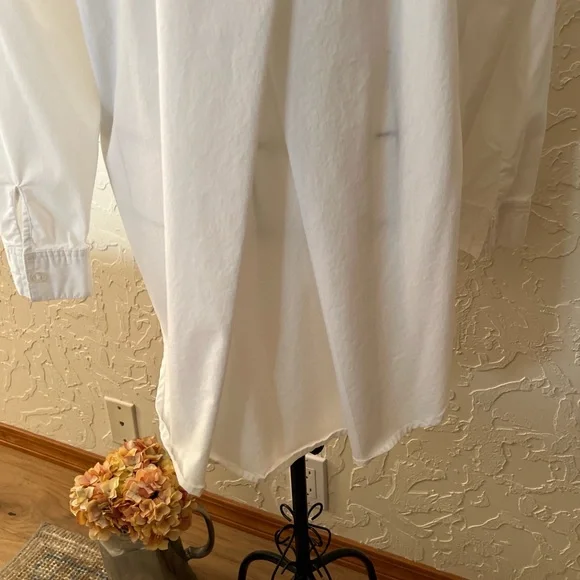 Chico's White Button Down Shirt Tunic - Picture 3 of 9